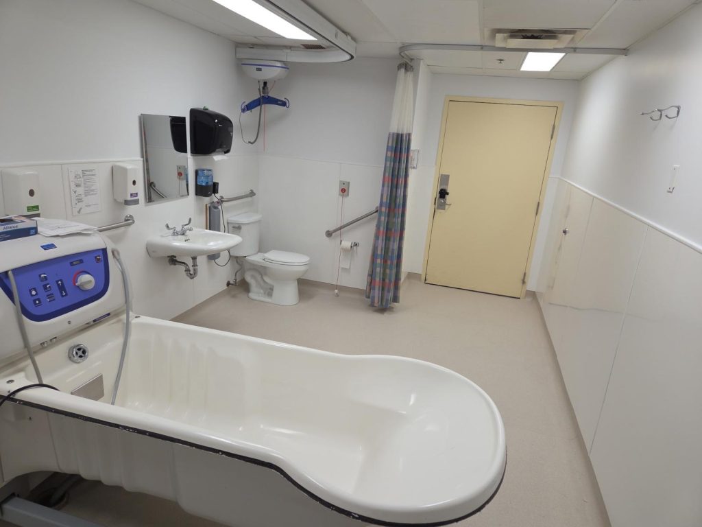 bradford-valley-tub photo 3
