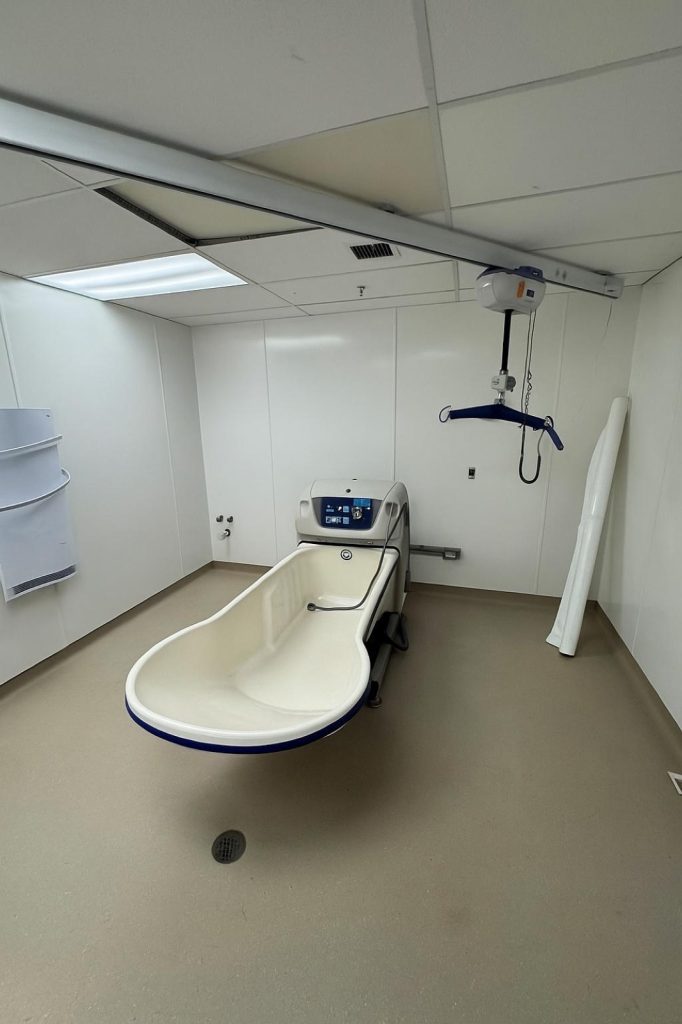 bradford-valley-tub photo 4